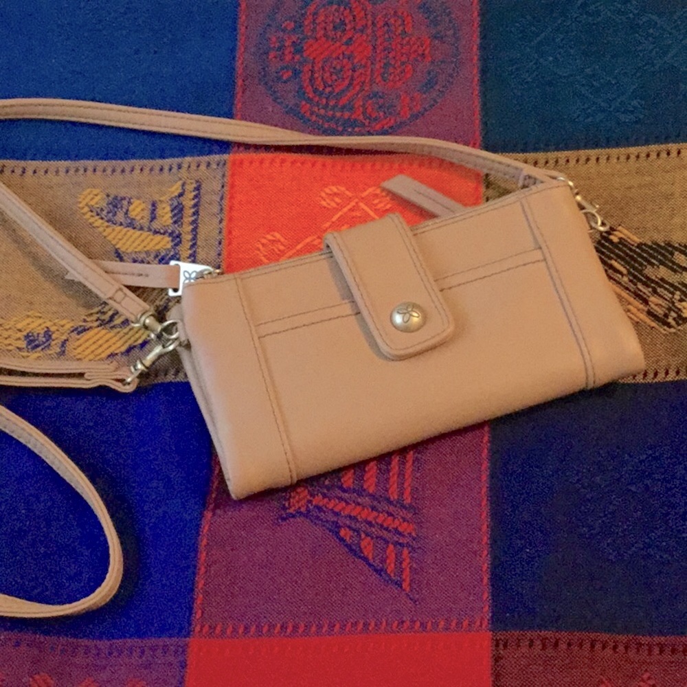 Relic by Fossil crossbody